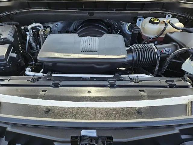 2023 Chevrolet Suburban 4WD Premier