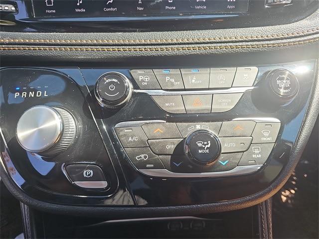2022 Chrysler Pacifica Pinnacle AWD