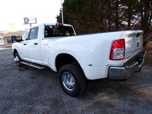 2024 RAM 3500 Big Horn Crew Cab 4x4 8 Box