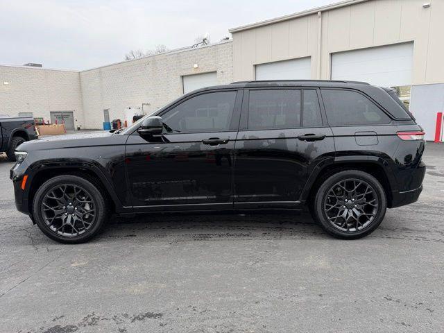 2024 Jeep Grand Cherokee Summit 4x4 2024 Jeep Grand Cherokee Summit 4x4
