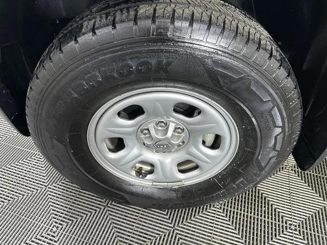 2024 Nissan Frontier Crew Cab S 4x4