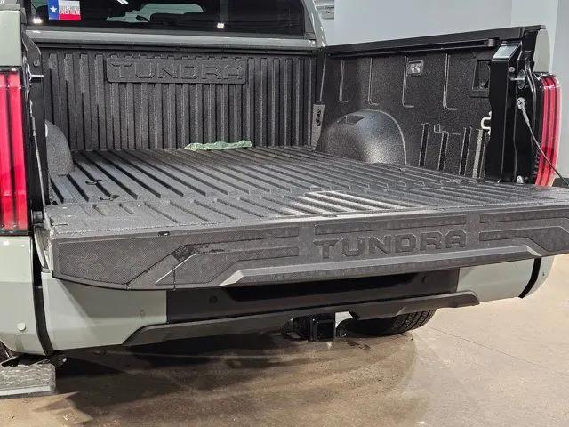 2026 Toyota Tundra Platinum CrewMax 5.5' Bed