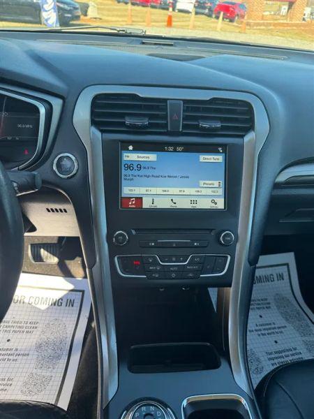 2018 Ford Fusion SE