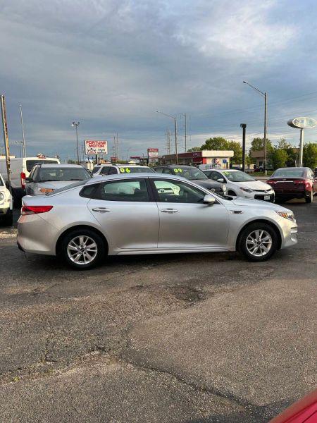 2017 Kia Optima LX