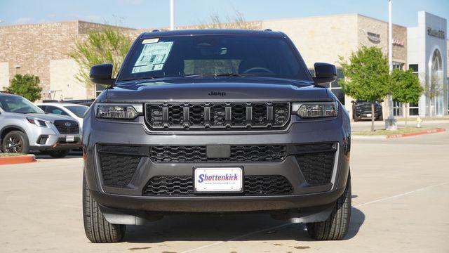 2026 Jeep Grand Cherokee Altitude 4x4