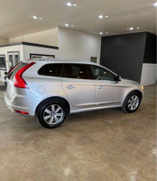 2017 Volvo XC60 T5 Inscription