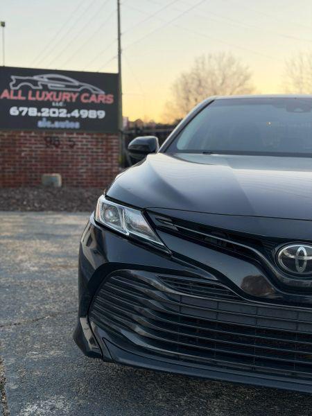 2018 Toyota Camry LE