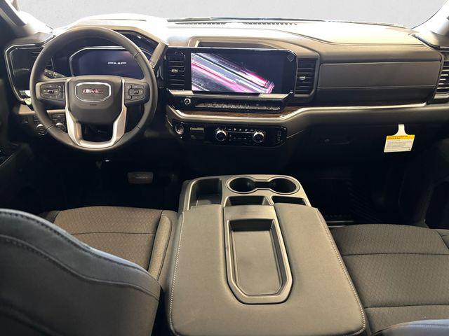 2026 GMC Sierra 2500HD Crew Cab, Standard Bed, SLE, 4WD