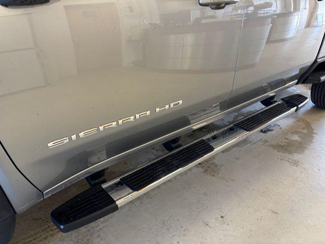 2026 GMC Sierra 2500HD Crew Cab, Standard Bed, SLE, 4WD