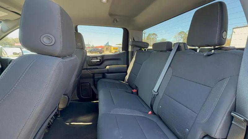 2022 Chevrolet Silverado 1500 4WD Crew Cab Short Bed LT with 2FL