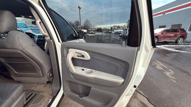 2012 Chevrolet Traverse LS