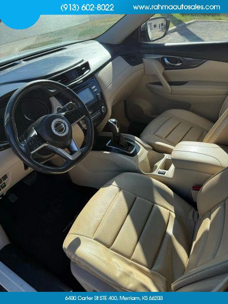 2017 Nissan Rogue SV