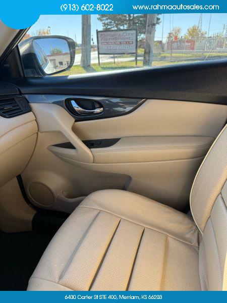 2017 Nissan Rogue SV