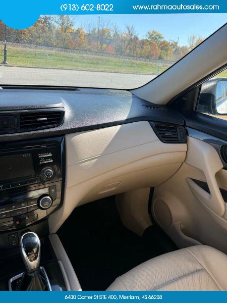 2017 Nissan Rogue SV