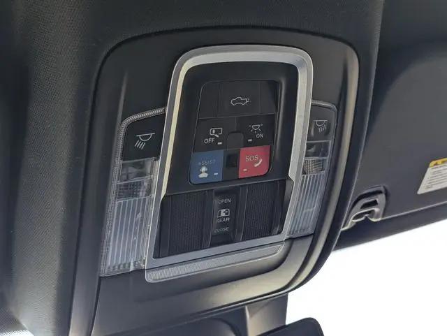 2021 Ram 1500 Limited Crew Cab 4x4 5'7" Box