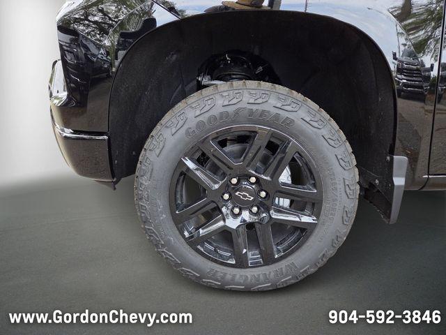 2026 Chevrolet Silverado 1500 4WD Crew Cab Short Bed Custom Trail Boss