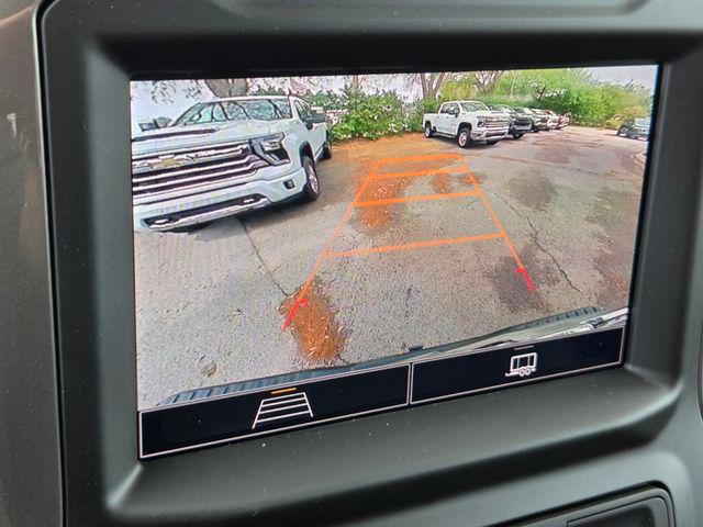 2026 Chevrolet Silverado 1500 4WD Crew Cab Short Bed Custom Trail Boss