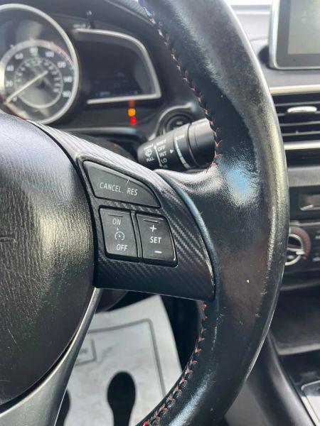 2015 Mazda Mazda3 i Touring