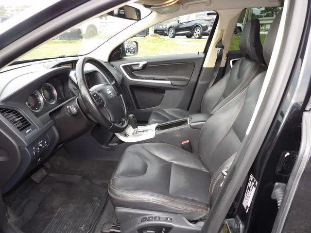 2010 Volvo XC60 T6