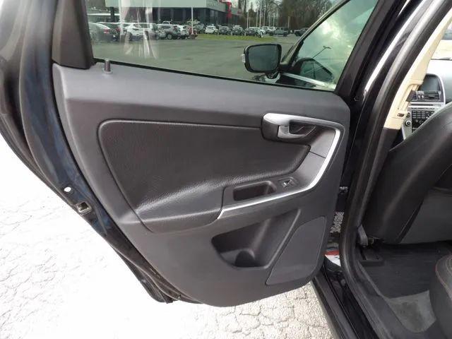 2010 Volvo XC60 T6