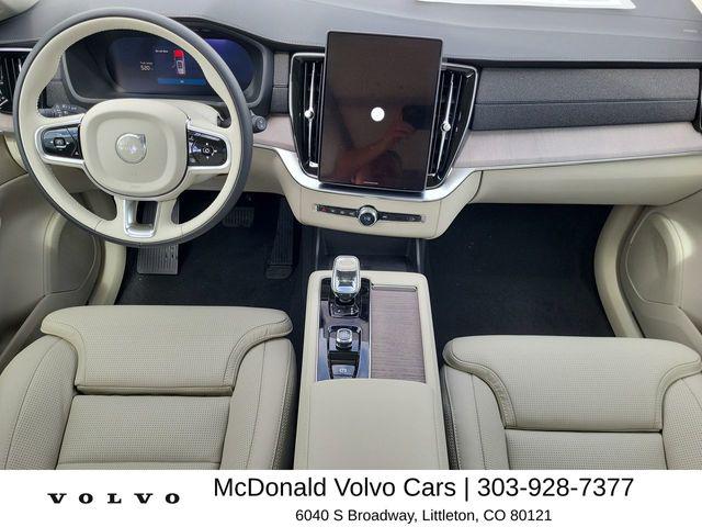 2026 Volvo XC90 Ultra, B6 AWD Gas (mild hybrid), Gasoline, Bright, 7 Seats