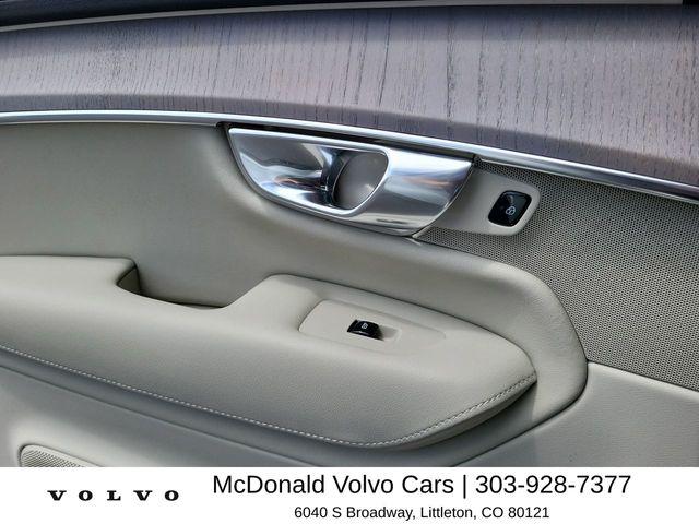 2026 Volvo XC90 Ultra, B6 AWD Gas (mild hybrid), Gasoline, Bright, 7 Seats