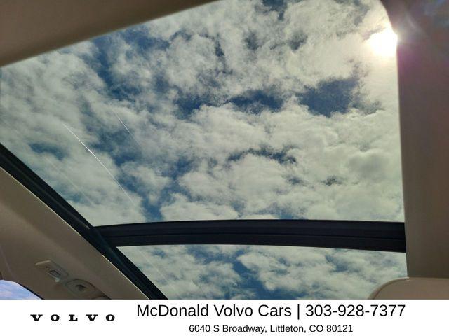 2026 Volvo XC90 Ultra, B6 AWD Gas (mild hybrid), Gasoline, Bright, 7 Seats
