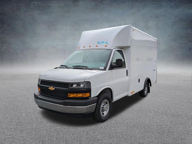 2026 Chevrolet Express Cutaway Work Van