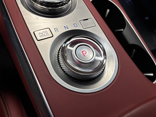 2025 Genesis GV70 2.5T AWD