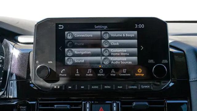 2025 Nissan Pathfinder SL 4WD
