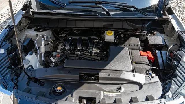 2025 Nissan Pathfinder SL 4WD