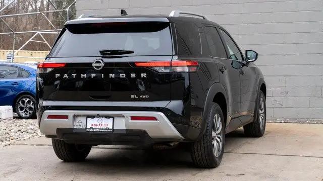 2025 Nissan Pathfinder SL 4WD