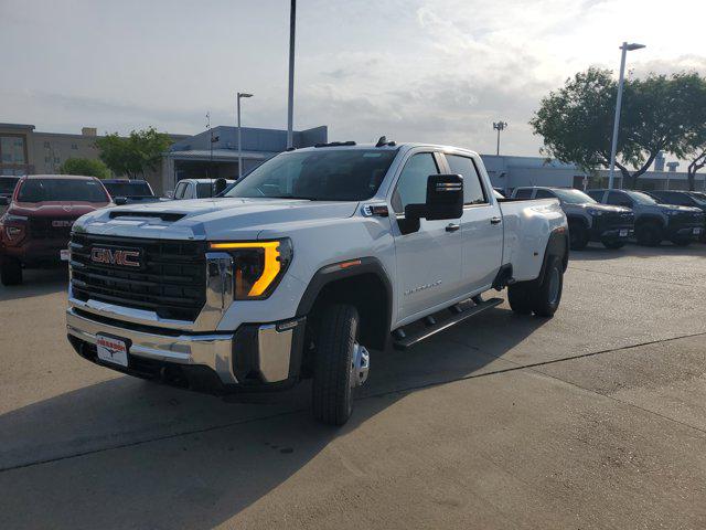 2026 GMC Sierra 3500HD Crew Cab, Long Bed, Pro Dual Rear Wheel, 4WD