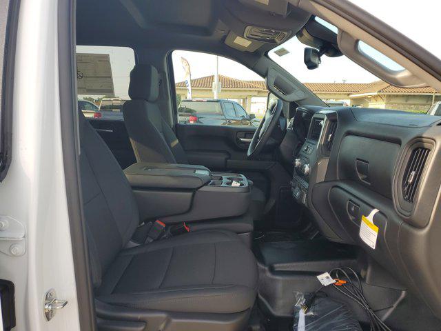 2026 GMC Sierra 3500HD Crew Cab, Long Bed, Pro Dual Rear Wheel, 4WD