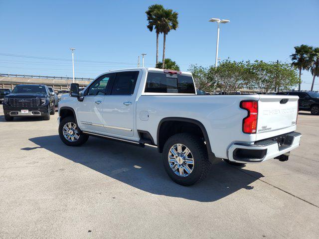 2026 Chevrolet Silverado 2500HD Crew Cab, Standard Bed, High Country, 4WD