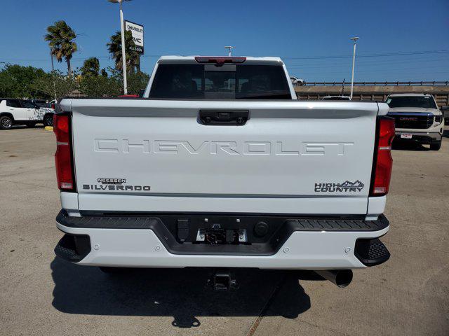 2026 Chevrolet Silverado 2500HD Crew Cab, Standard Bed, High Country, 4WD