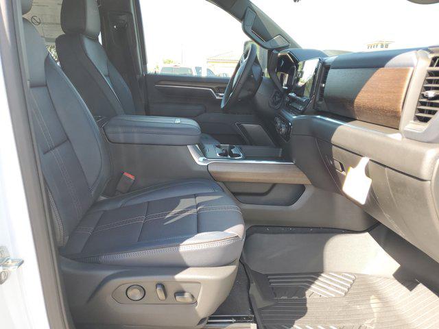 2026 Chevrolet Silverado 2500HD Crew Cab, Standard Bed, High Country, 4WD