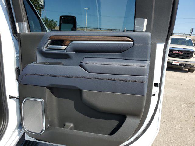 2026 Chevrolet Silverado 2500HD Crew Cab, Standard Bed, High Country, 4WD