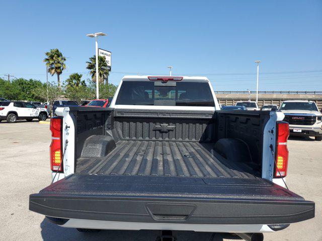 2026 Chevrolet Silverado 2500HD Crew Cab, Standard Bed, High Country, 4WD