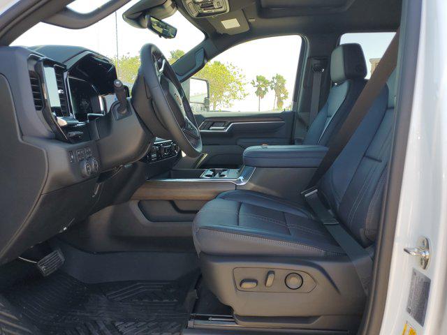 2026 Chevrolet Silverado 2500HD Crew Cab, Standard Bed, High Country, 4WD