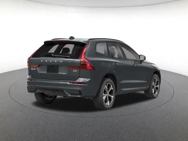 2026 Volvo XC60 B5 Ultra Black Edition