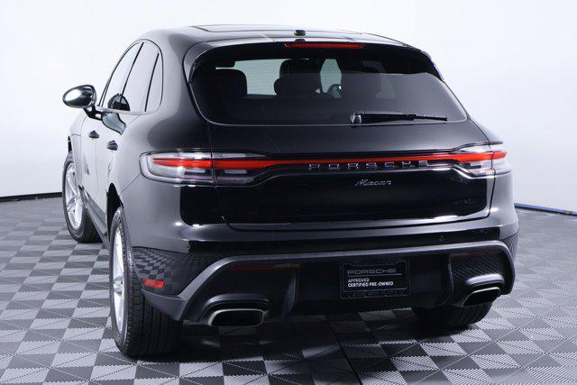 2025 Porsche Macan 4DR AWD