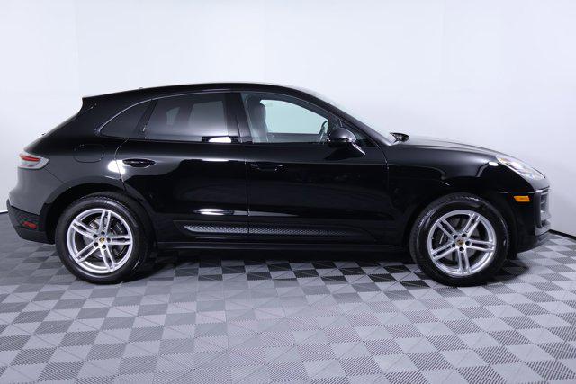 2025 Porsche Macan 4DR AWD