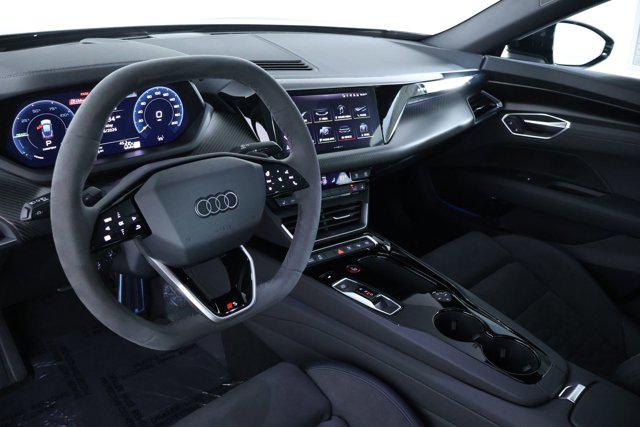 2026 Audi e-tron GT Premium Plus quattro