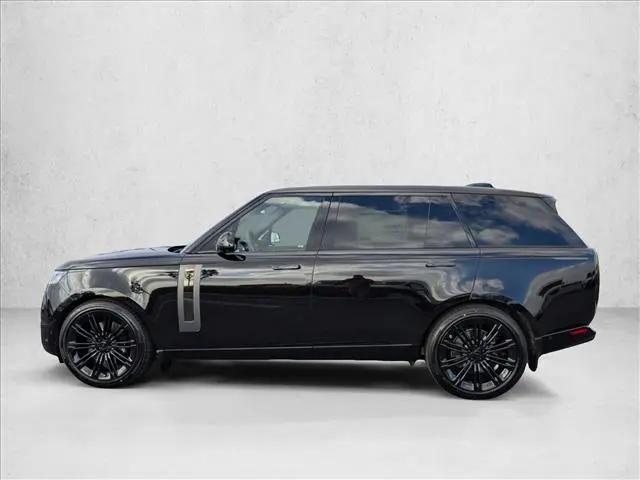 2026 Land Rover Range Rover P615 SV