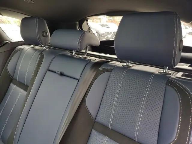 2023 Land Rover Range Rover Velar P340 R-Dynamic S MHEV