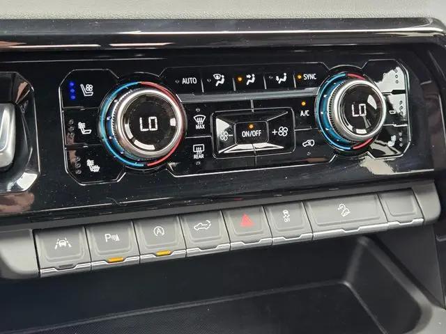 2026 GMC Sierra 1500 Crew Cab, Short Bed, AT4, 4WD