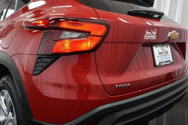 2026 Chevrolet Trax FWD LS