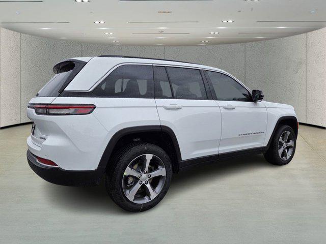 2026 Jeep Grand Cherokee Limited 4x2