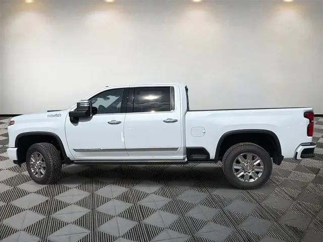 2026 Chevrolet Silverado 2500HD Crew Cab, Standard Bed, High Country, 4WD